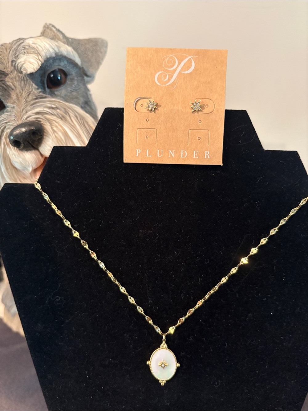 Plunder Gold-Tone Oval Mother-of-Pearl Necklace with Star Studs